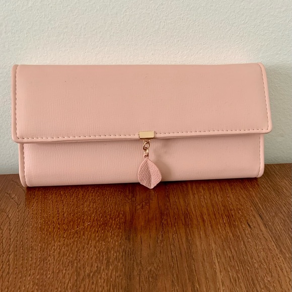 Pale Pink Clutch/Wallet - Picture 1 of 4